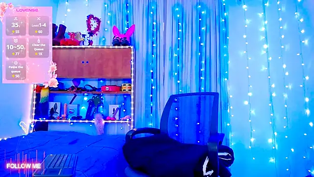 Snapshot of Aleexx___ chatting on 03-08-25, 12:09 Aleexx online show from 03-08-25, 12:09