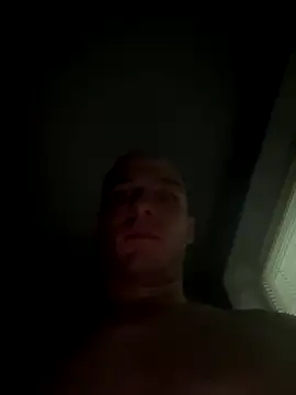 Snapshot of Technozzx chatting on 12-17-25, 12:05 Technozzx online show from 12-17-25, 12:05