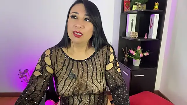 Karina Yang online show from 07-21-26, 08:33