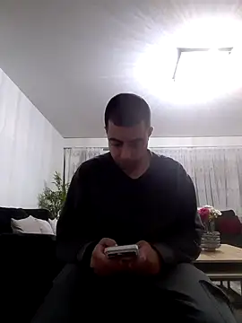 Snapshot of _Playboy_ chatting on 11-21-25, 04:27 Playboy online show from 11-21-25, 04:27