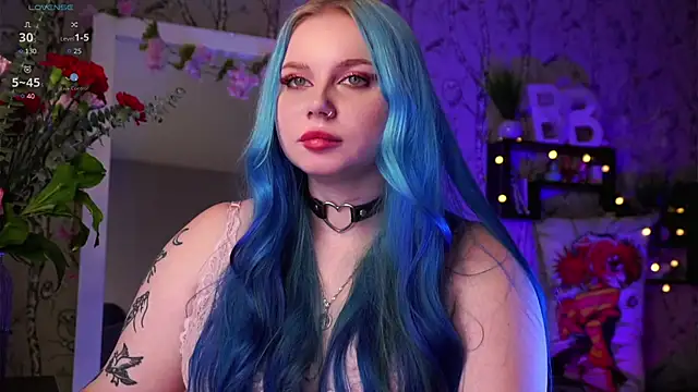 Moon Valkyrie online show from 02-14-25, 11:42