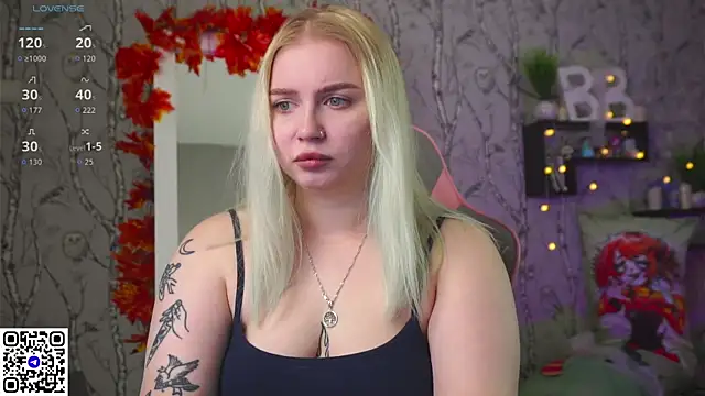 Moon Valkyrie online show from 11-12-25, 07:42