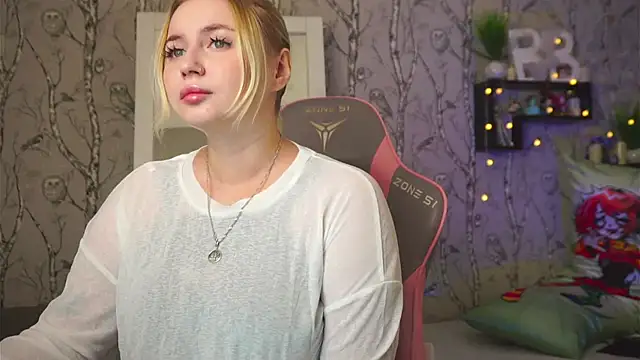 Moon Valkyrie online show from 03-03-26, 09:15