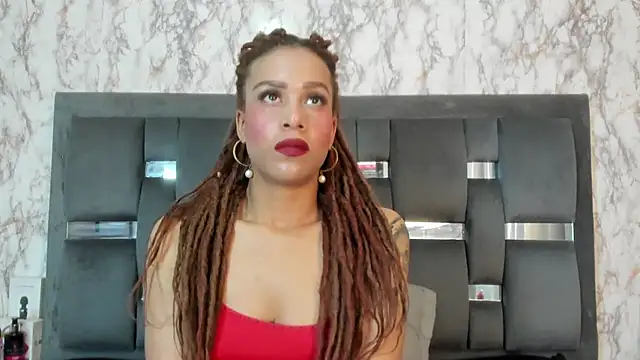 Snapshot of Nicolette_russo chatting on 01-21-25, 03:48 Nicolette russo online show from 01-21-25, 03:48