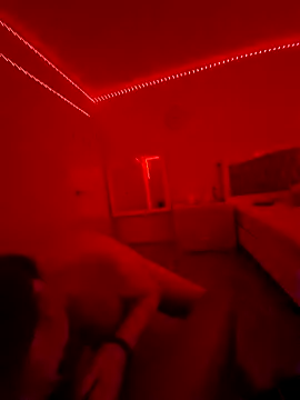 Sweetieboi04 online show from 04-22-26, 01:34