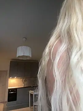 OdriOlsens online show from 12-13-24, 09:46