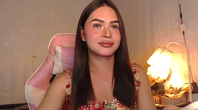 Snapshot of Ashely_Lewis chatting on 01-07-25, 06:14 Ashely Lewis online show from 01-07-25, 06:14