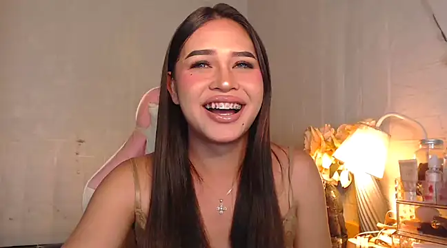 Snapshot of Ashely_Lewis chatting on 01-15-25, 03:07 Ashely Lewis online show from 01-15-25, 03:07