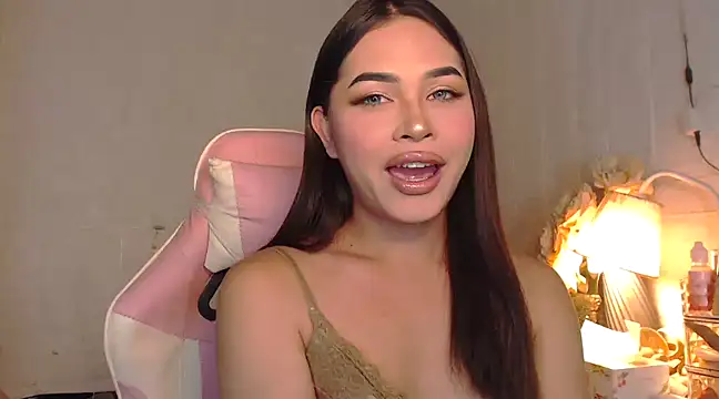 Snapshot of Ashely_Lewis chatting on 02-01-25, 07:57 Ashely Lewis online show from 02-01-25, 07:57