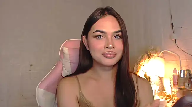 Snapshot of Ashely_Lewis chatting on 02-01-25, 02:02 Ashely Lewis online show from 02-01-25, 02:02