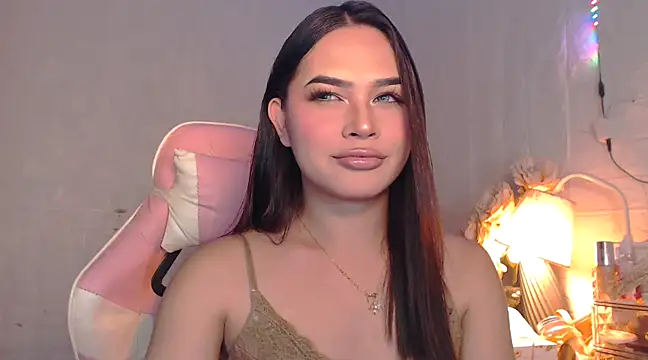 Snapshot of Ashely_Lewis chatting on 02-05-25, 10:41 Ashely Lewis online show from 02-05-25, 10:41