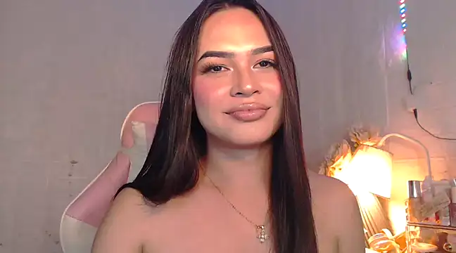 Snapshot of Ashely_Lewis chatting on 02-05-25, 04:47 Ashely Lewis online show from 02-05-25, 04:47