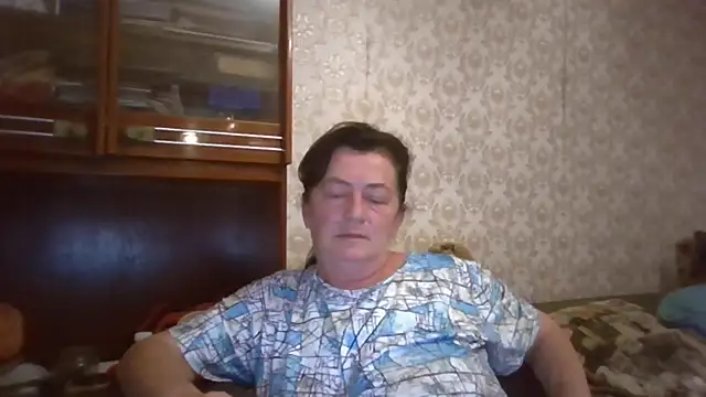 GypsiQueen2 online show from 09-14-25, 07:13