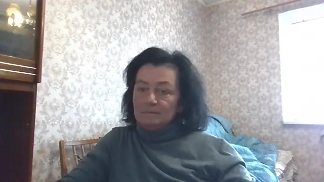 GypsiQueen2 online show from 04-23-26, 12:29