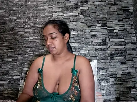 Xindias fantasyX online show from 04-30-26, 06:25