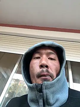 juniiorre online show from 03-27-26, 05:12