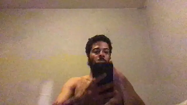 Snapshot of mondo29 chatting on 03-19-25, 01:10 mondo29 online show from 03-19-25, 01:10