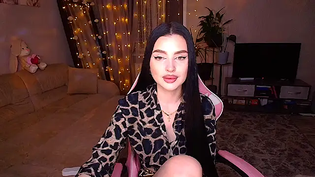   Malika   online show from 12-04-25, 03:21