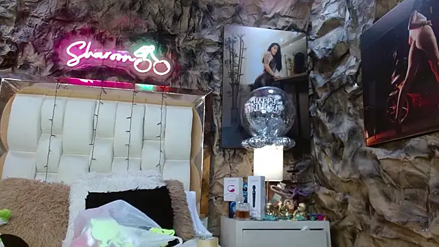 Snapshot of sharoon_cheerry chatting on 12-16-24, 01:54 sharoon cheerry online show from 12-16-24, 01:54