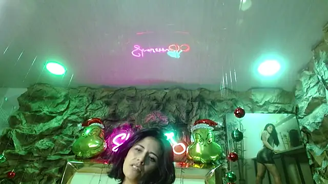 Snapshot of sharoon_cheerry chatting on 12-22-24, 04:17 sharoon cheerry online show from 12-22-24, 04:17