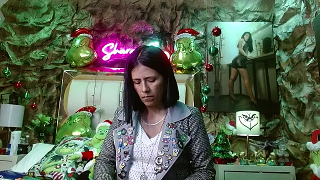 Snapshot of sharoon_cheerry chatting on 12-24-24, 01:06 sharoon cheerry online show from 12-24-24, 01:06