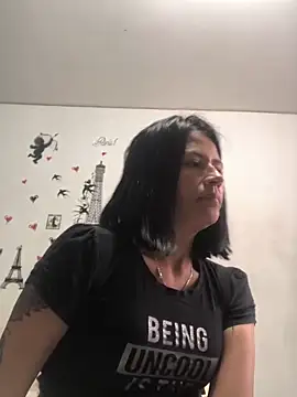 Snapshot of sharoon_cheerry chatting on 02-20-25, 03:41 sharoon cheerry online show from 02-20-25, 03:41