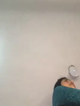 Snapshot of sharoon_cheerry chatting on 02-25-25, 05:47 sharoon cheerry online show from 02-25-25, 05:47