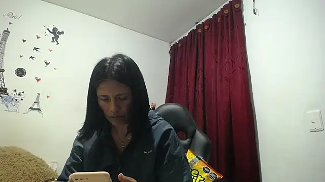 Snapshot of sharoon_cheerry chatting on 03-19-25, 11:17 sharoon cheerry online show from 03-19-25, 11:17