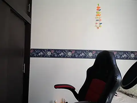 Snapshot of sharoon_cheerry chatting on 09-09-25, 08:19 sharoon cheerry online show from 09-09-25, 08:19