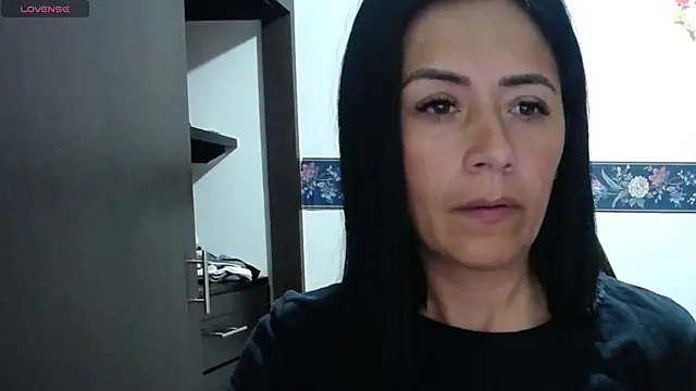 Snapshot of sharoon_cheerry chatting on 09-16-25, 10:49 sharoon cheerry online show from 09-16-25, 10:49