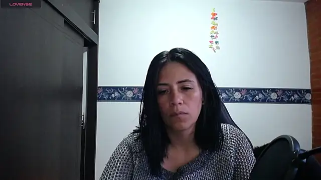 Snapshot of sharoon_cheerry chatting on 09-17-25, 11:01 sharoon cheerry online show from 09-17-25, 11:01