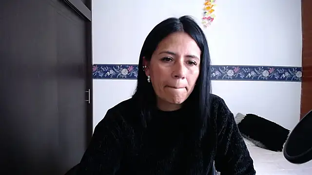 Snapshot of sharoon_cheerry chatting on 09-23-25, 03:37 sharoon cheerry online show from 09-23-25, 03:37