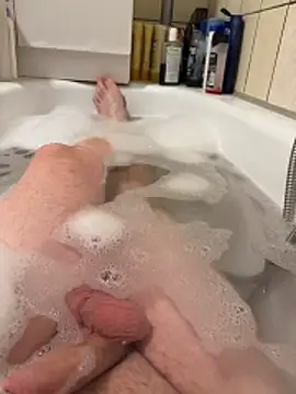 Snapshot of David19932908 chatting on 11-19-25, 07:03 David19932908 online show from 11-19-25, 07:03