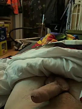 Snapshot of David19932908 chatting on 11-22-25, 08:30 David19932908 online show from 11-22-25, 08:30