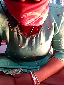 Snapshot of Bengali-boudi chatting on 12-15-24, 06:15 Bengali-boudi online show from 12-15-24, 06:15