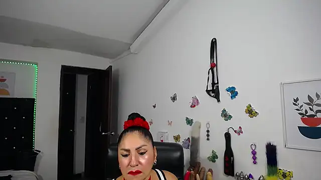 mature bigboobs10 online show from 04-01-26, 04:02