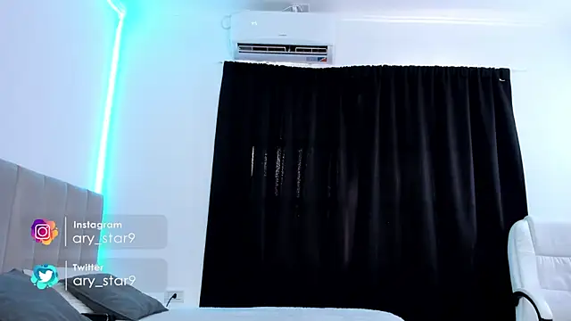 Snapshot of Alison_Miller9 chatting on 01-08-25, 10:15 Alison Miller9 online show from 01-08-25, 10:15