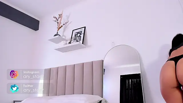 Snapshot of Alison_Miller9 chatting on 02-22-25, 11:13 Alison Miller9 online show from 02-22-25, 11:13