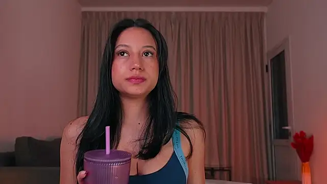 Snapshot of Alison_Miller9 chatting on 11-24-25, 10:04 Alison Miller9 online show from 11-24-25, 10:04