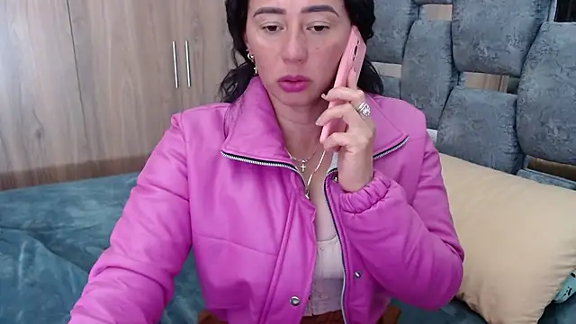 sara hott 1 online show from 02-21-25, 06:48