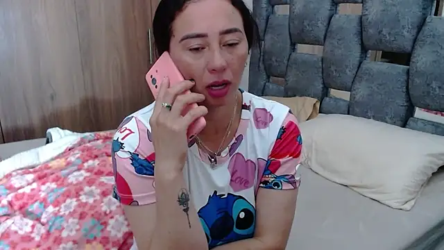 sara hott 1 online show from 02-28-25, 01:36