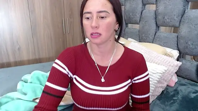 sara hott 1 online show from 03-08-25, 08:14