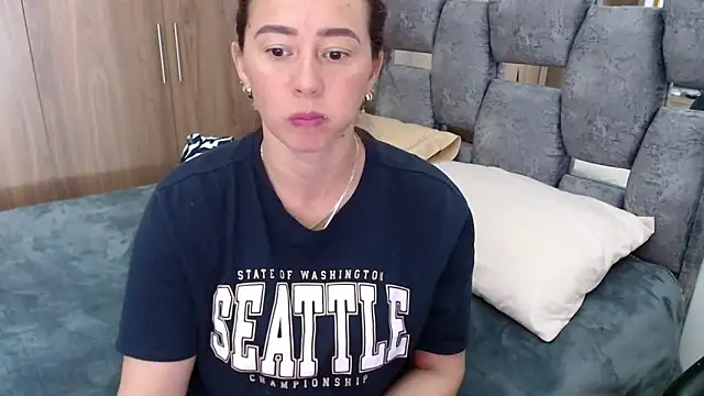 sara hott 1 online show from 03-13-25, 01:29