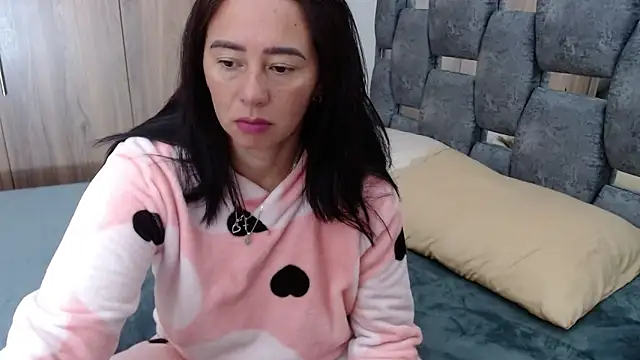 sara hott 1 online show from 03-14-25, 12:29