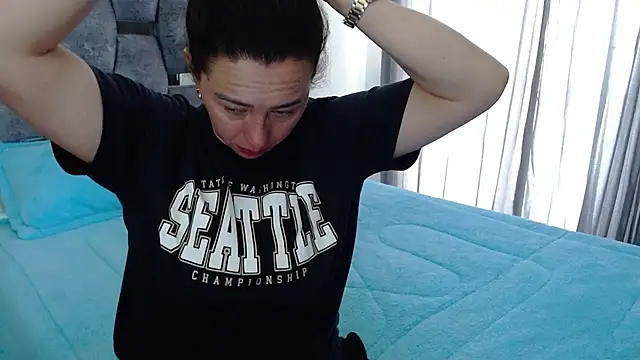 sara hott 1 online show from 09-17-25, 03:24