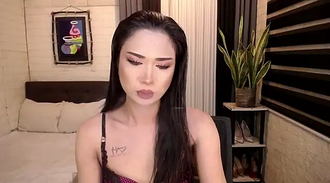 Snapshot of Yesha_harper chatting on 03-04-25, 03:26 Yesha harper online show from 03-04-25, 03:26