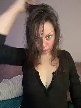 hades4ness online show from 03-18-25, 07:41