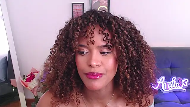 Amelia bss online show from 02-18-25, 01:44