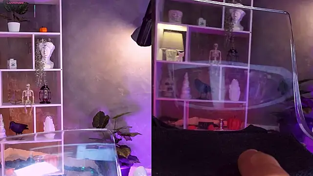 RedJasmine  online show from 10-15-25, 06:52