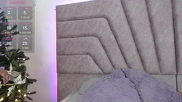 Snapshot of Jessica-Kraftt chatting on 12-15-24, 02:52 Jessica-Kraftt online show from 12-15-24, 02:52